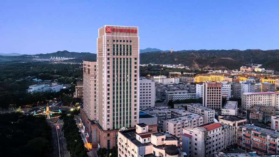 Hilton Garden Inn Mountain Resort Exterior