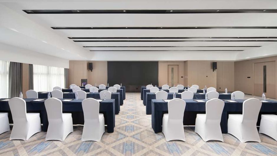 Hampton Inn CAN Sports Center Meeting