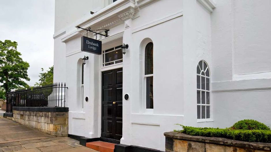 Elmbank Hotel Exterior