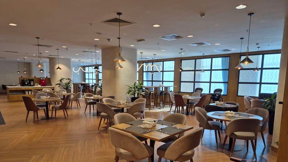 Hilton Garden Inn Termez Airito Restaurant