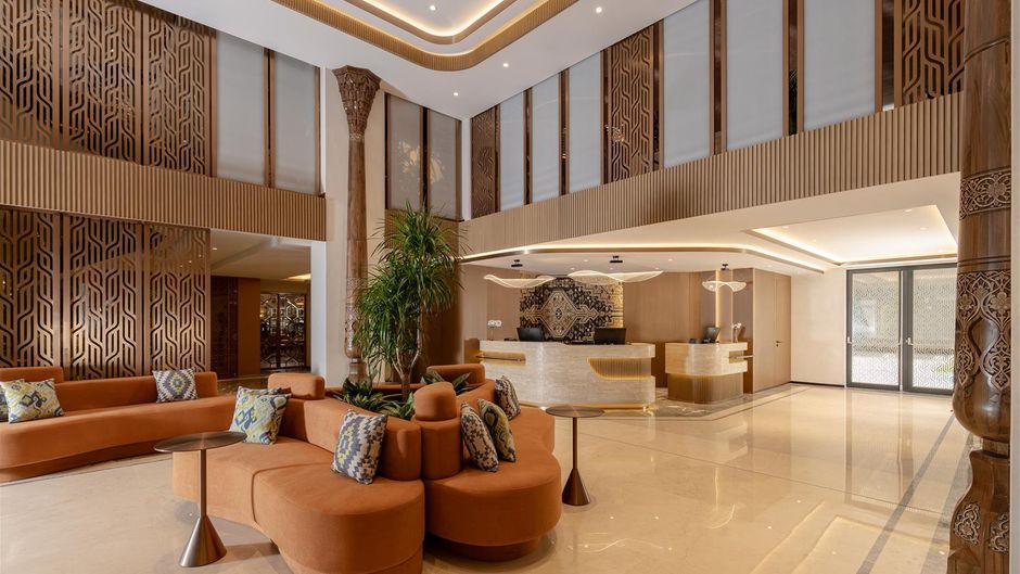 Doubletree by Hilton Tashkent Lobby