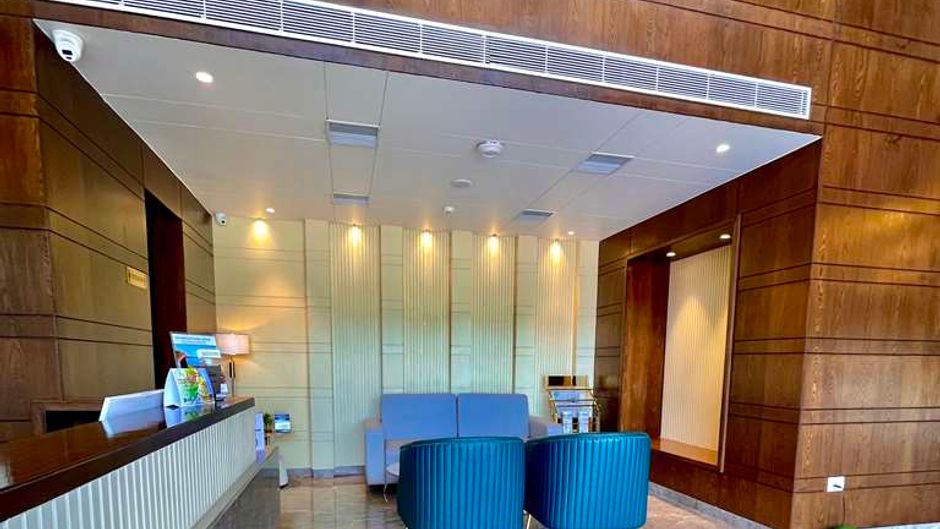 Best Western Swaran Amritsar Lobby