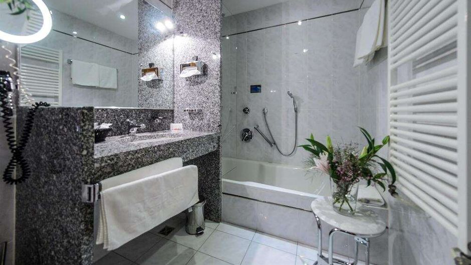 Akzent Hotel Goldner Hirsch Room