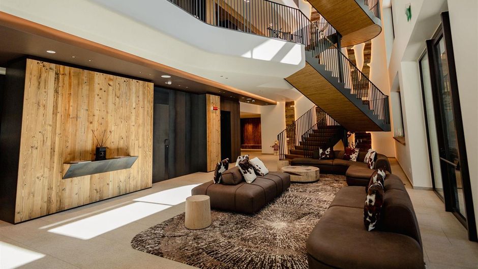 Grand Hotel Courmayeur Montblanc Lobby