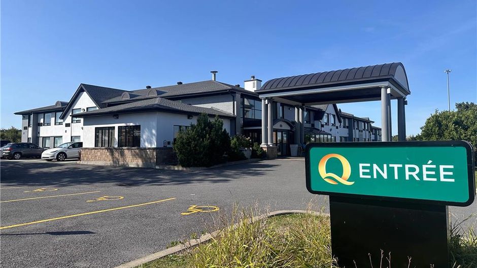 Quality Inn St Jean-Sur-Richelieu Exterior