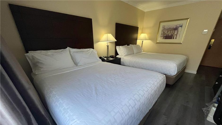 Quality Inn St Jean-Sur-Richelieu Room