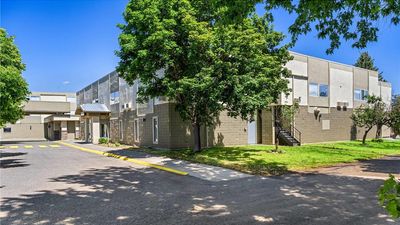 Yellowstone Park Inn and Suites