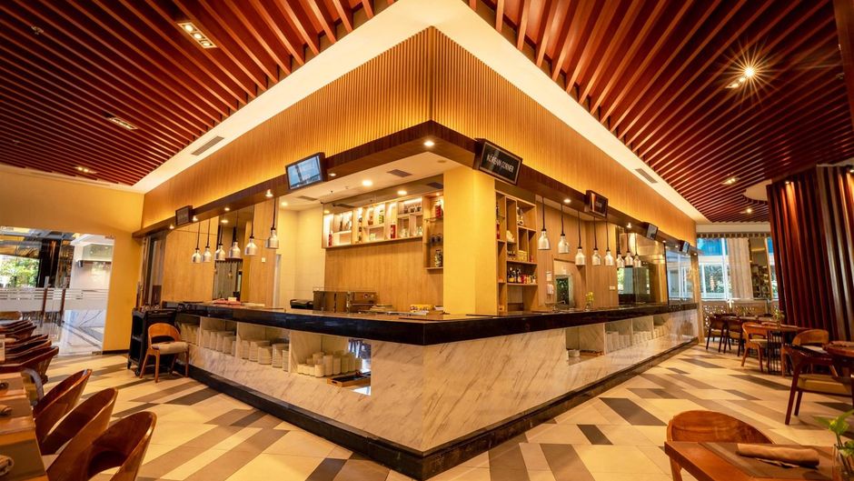 Wyndham Panbil Batam Restaurant