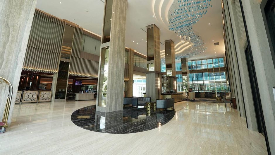 Wyndham Panbil Batam Lobby