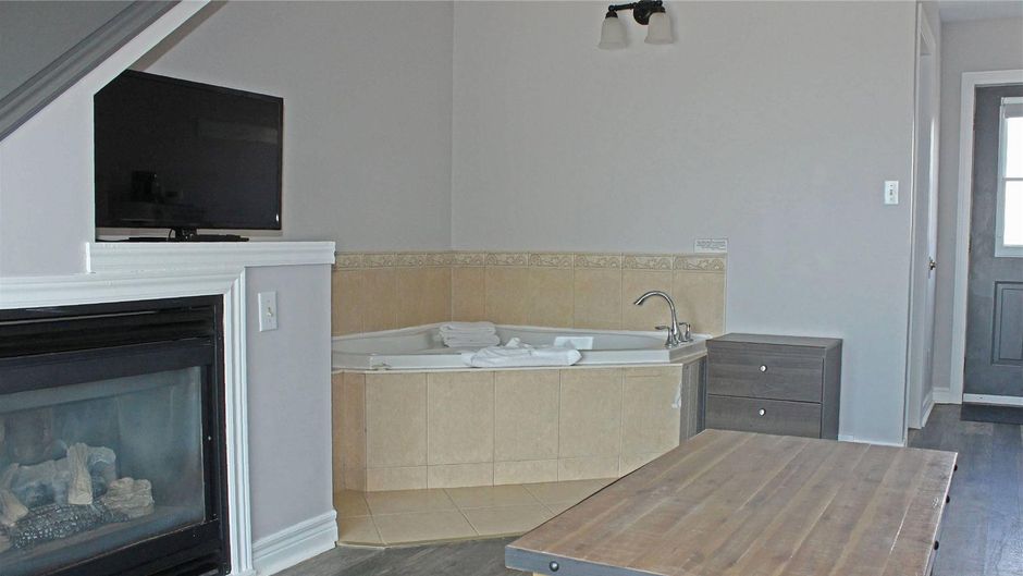 Isaiah Tubbs Resort Room