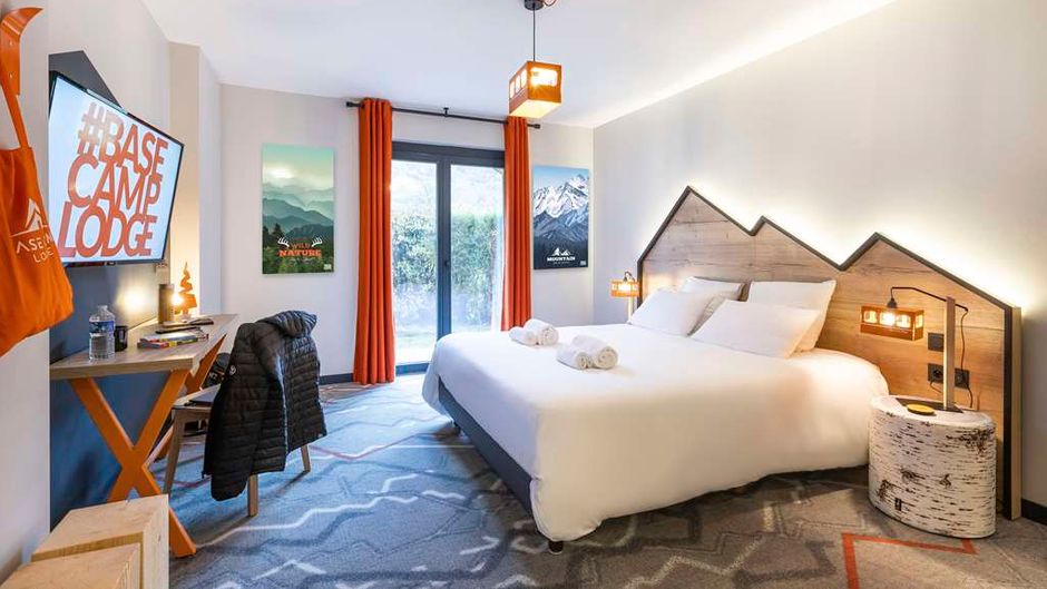 Base Camp Lodge Room