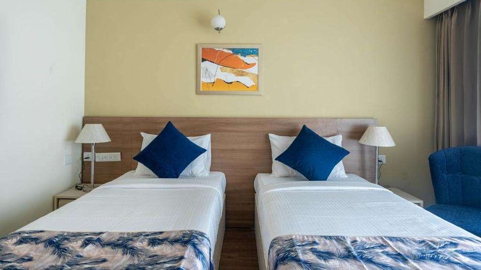 Starlit Suites Newtown Room