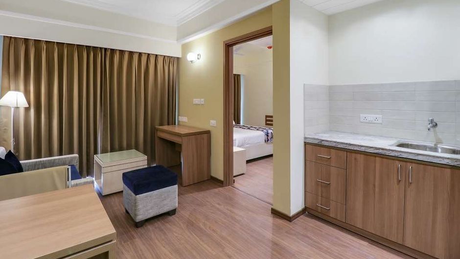 Starlit Suites Newtown Room