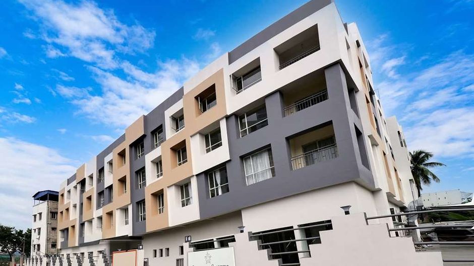 Starlit Suites Newtown Exterior