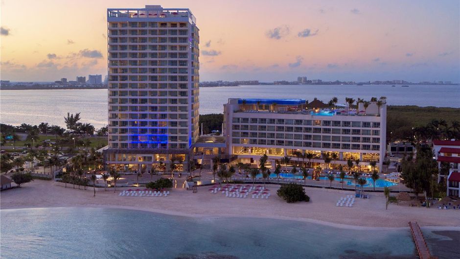 Breathless Cancun Soul Resort & Spa Exterior