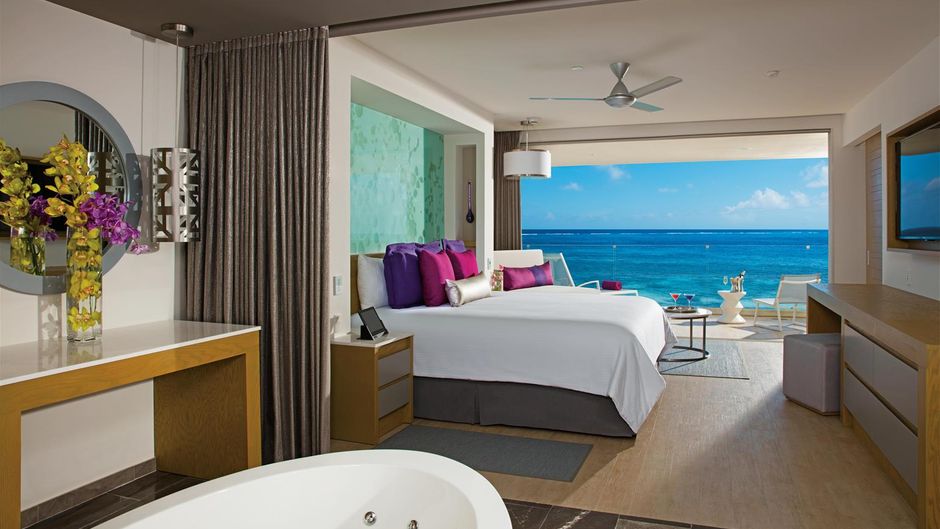 Breathless Riviera Cancun Resort & Spa Suite