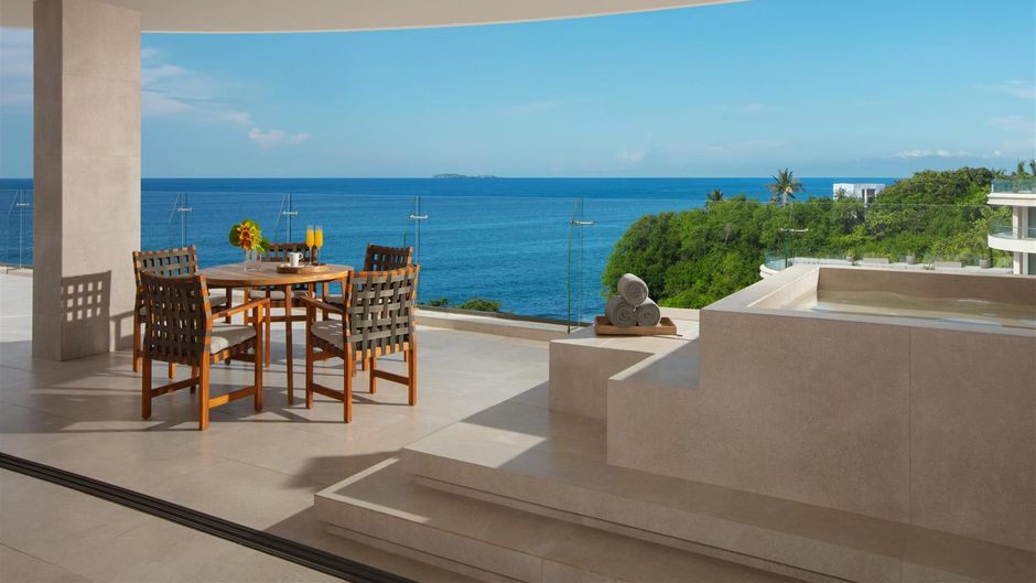 Dreams Bahia Mita Surf & Spa Resort Suite
