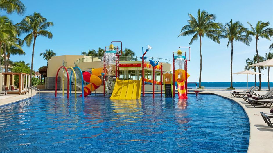 Dreams Riviera Cancun Resort & Spa Pool