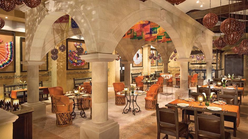 Dreams Riviera Cancun Resort & Spa Restaurant