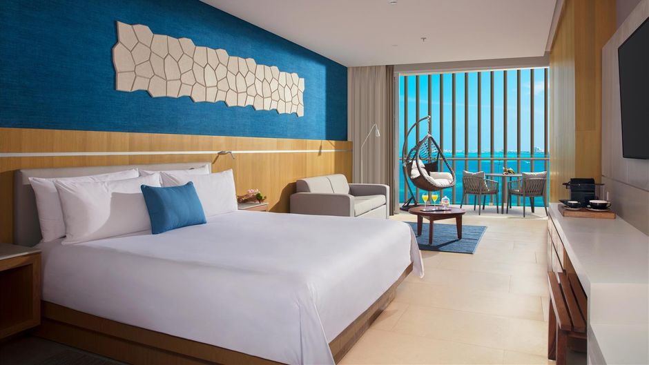 Hyatt Vivid Cancun Suite