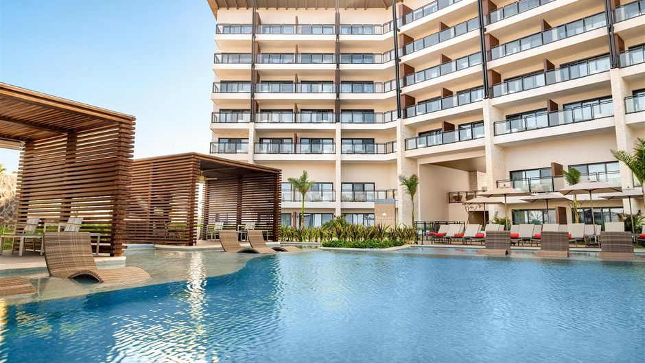 Dreams Estrella del Mar Golf/Spa Resort Pool