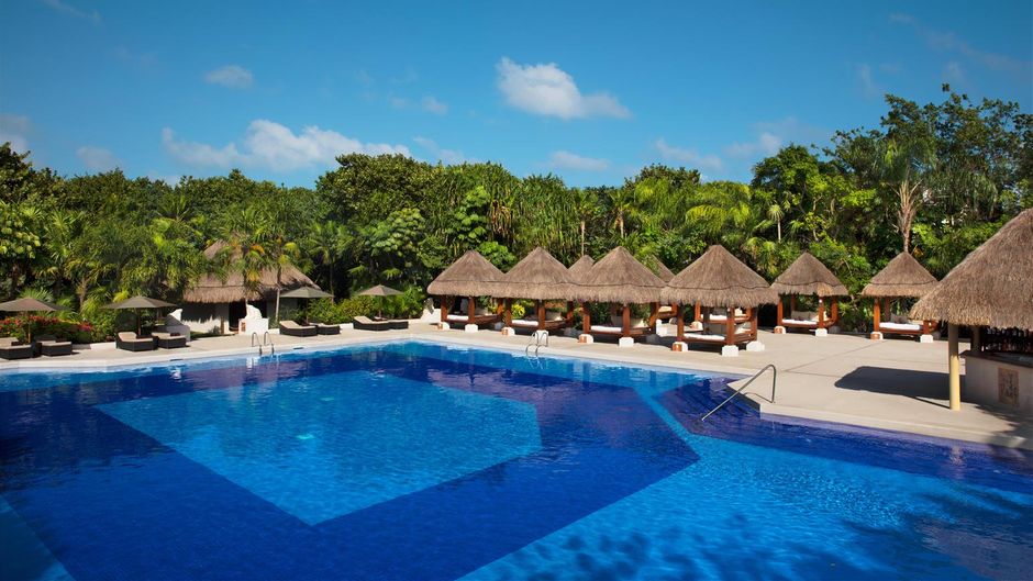 Dreams Sapphire Resort & Spa Pool