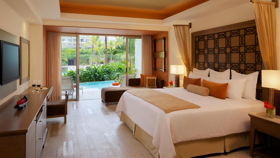 Dreams Vallarta Bay Resort & Spa Suite