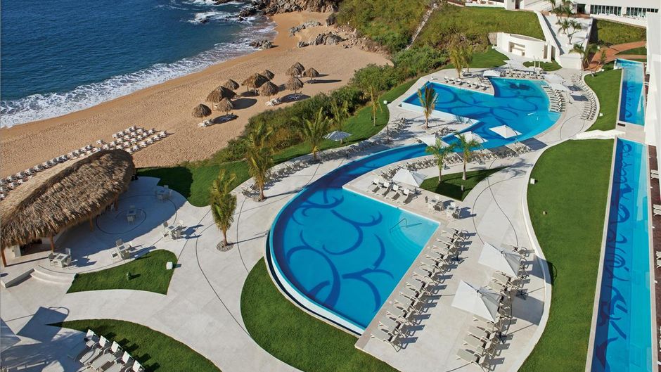 Secrets Huatulco Resort & Spa Pool