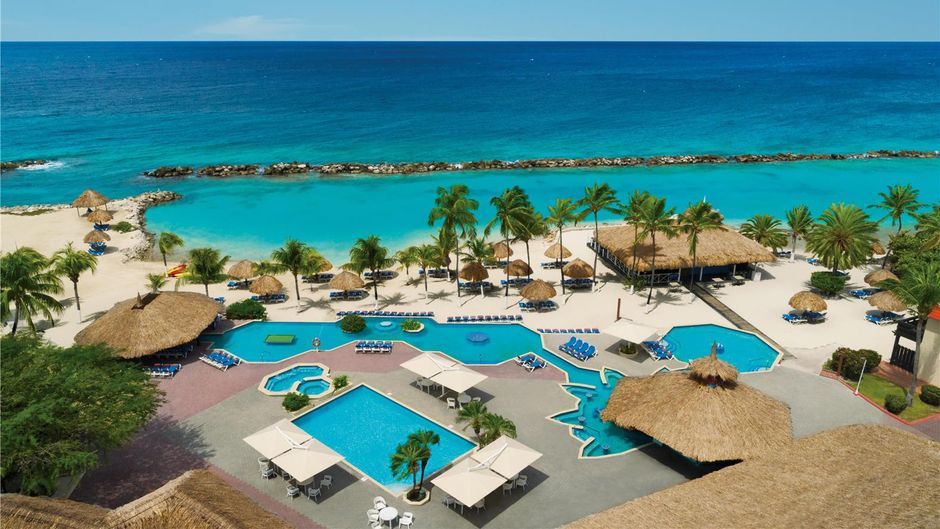 Sunscape Curacao Resort, Spa & Casino Pool