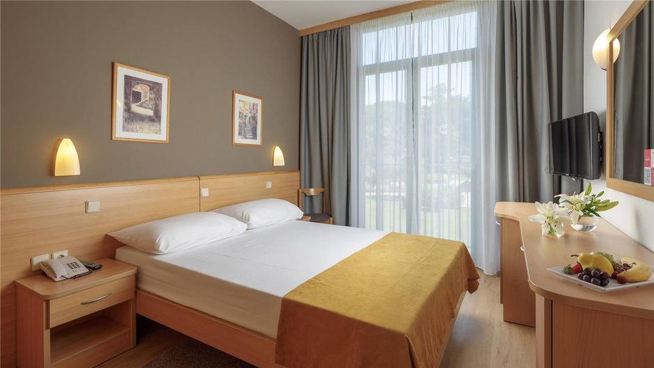 Sol Aurora Room
