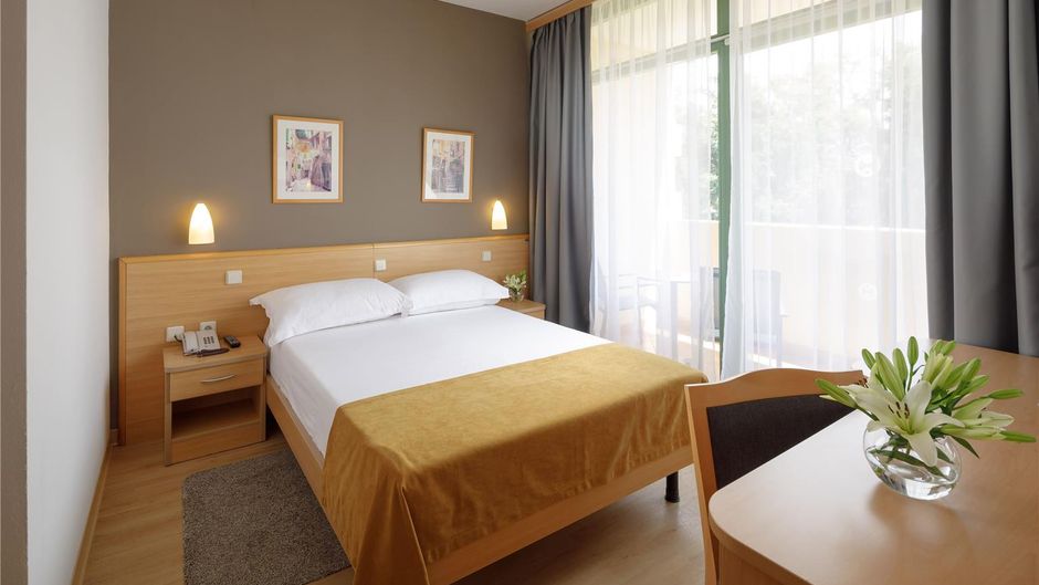 Sol Aurora Room