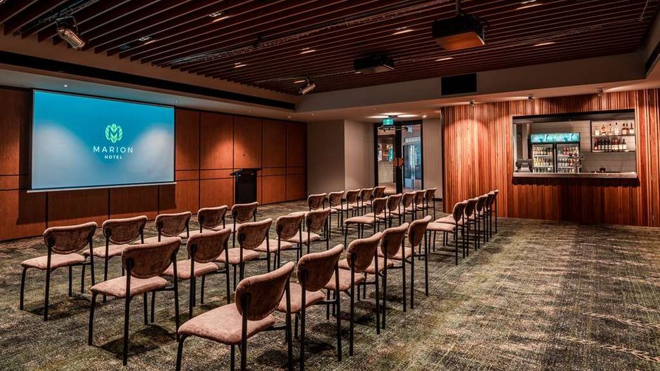 Marion Hotel Meeting