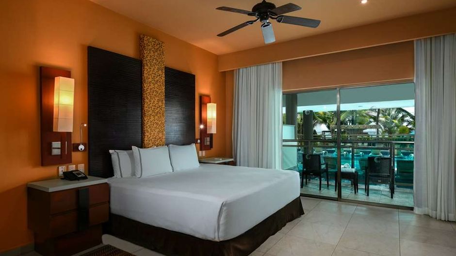 Generations Riviera Maya Suite