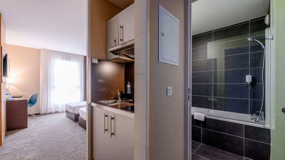 Comfort Aparthotel Bordeaux Begles Arena Room