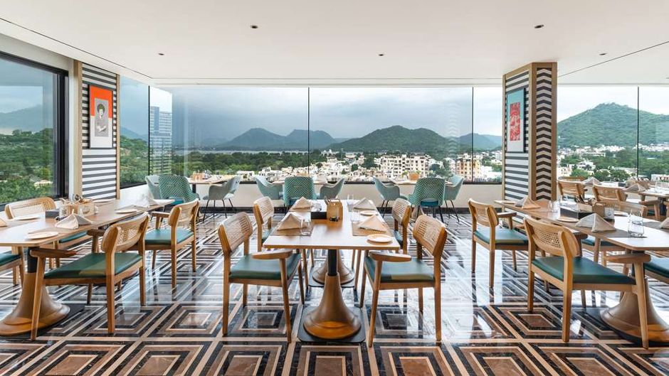 Parallel Hotel Udaipur Restaurant