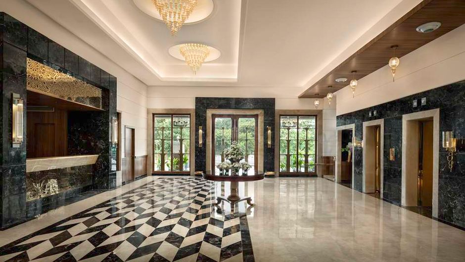 Jasraj Palace Yavatmal Hotel-Radisson Lobby