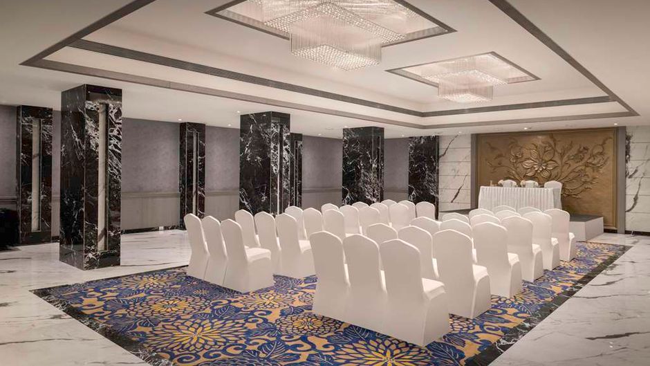 Jasraj Palace Yavatmal Hotel-Radisson Meeting