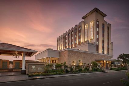 Jasraj Palace Yavatmal Hotel-Radisson