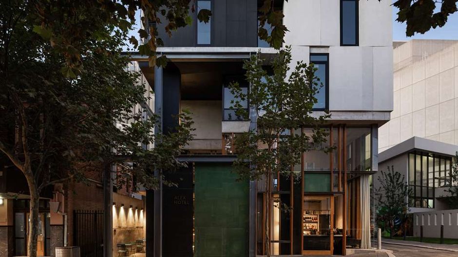 Alex Hotel, Perth Exterior