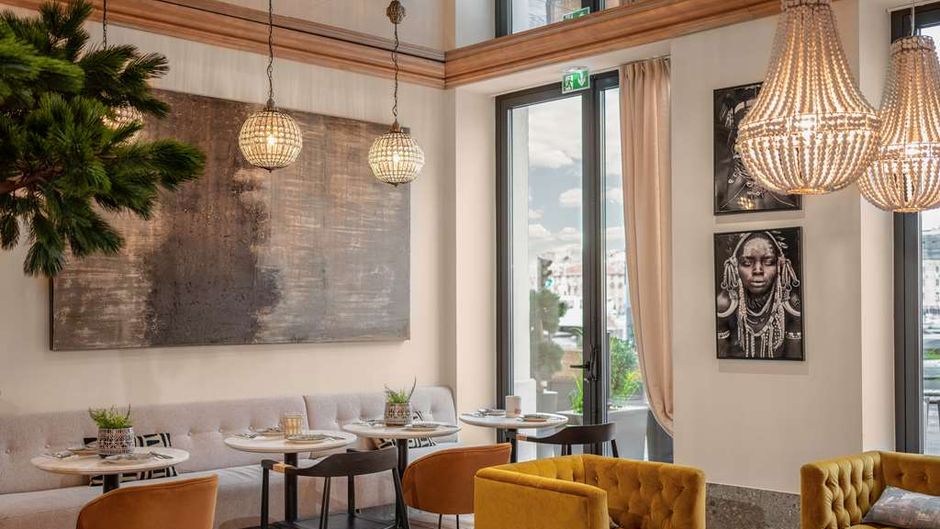 Maison du Monde Hotel & Suites Restaurant