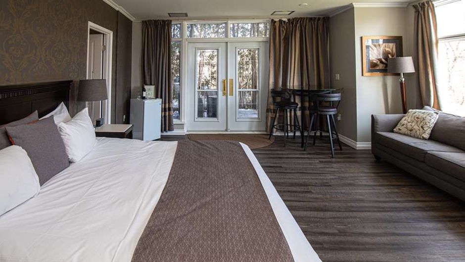 Elm Hurst Inn & Spa Room