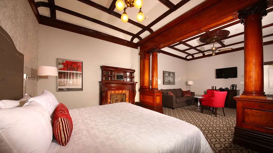 Idlewyld Inn & Spa Suite
