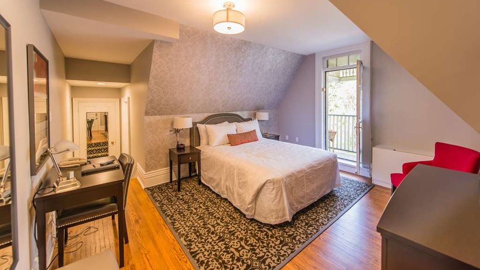 Idlewyld Inn & Spa Room
