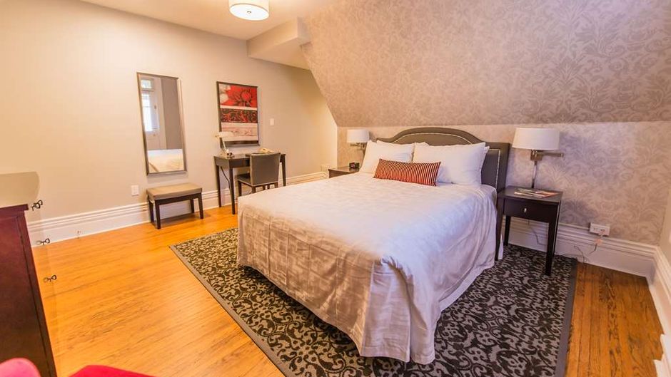 Idlewyld Inn & Spa Room