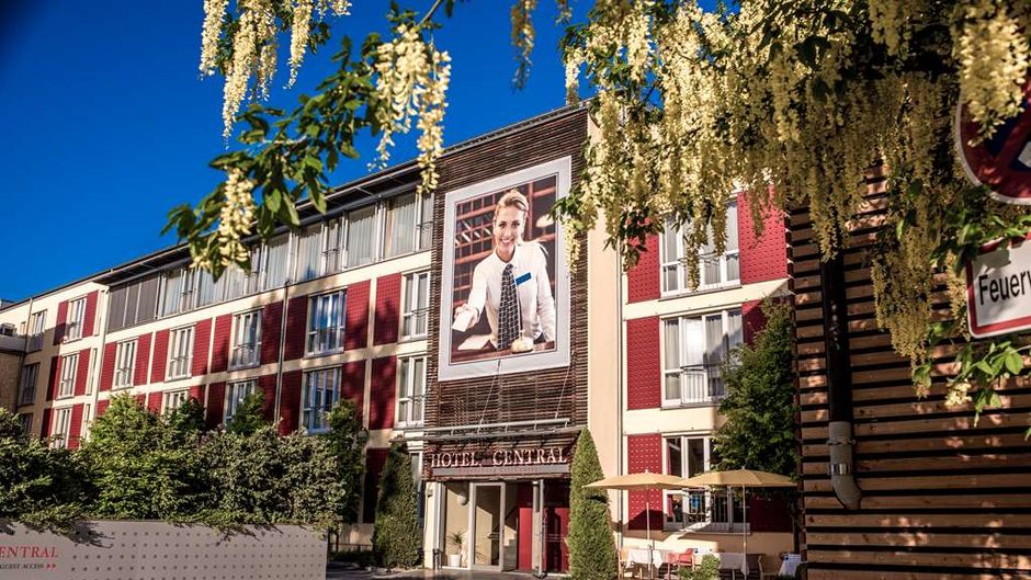 Hotel Central Regensburg CityCentre Exterior