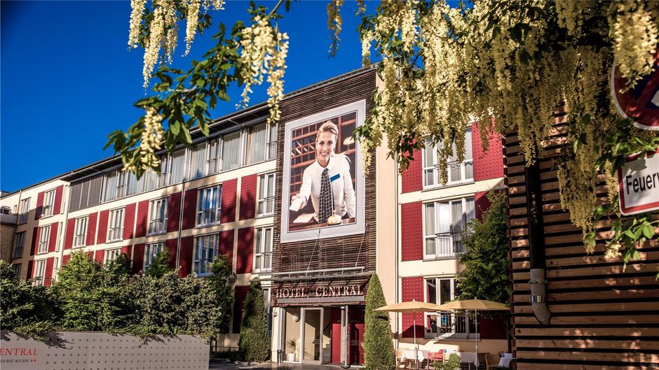 Hotel Central Regensburg CityCentre Exterior