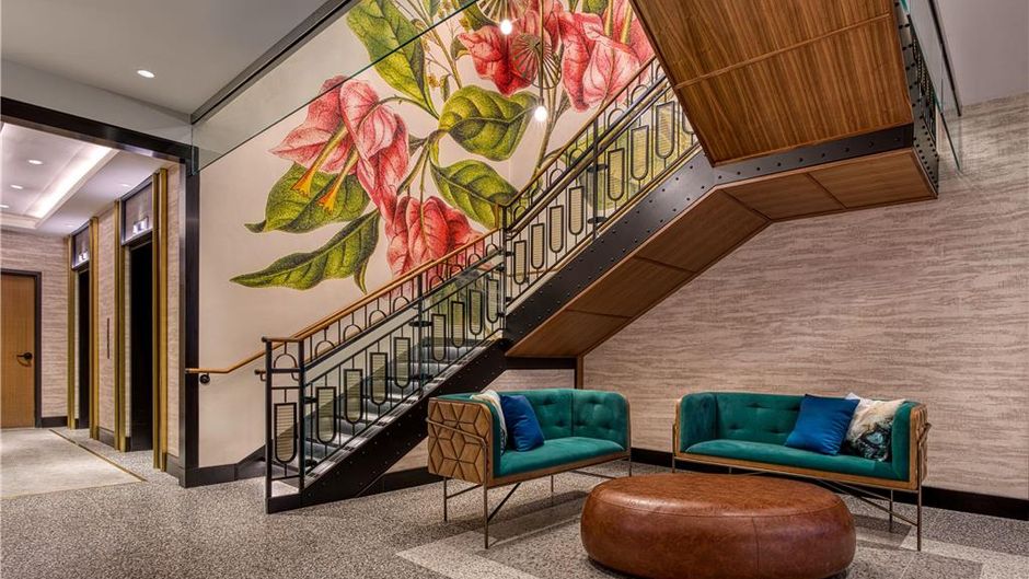 TOOR Hotel Toronto, jdv by Hyatt Lobby