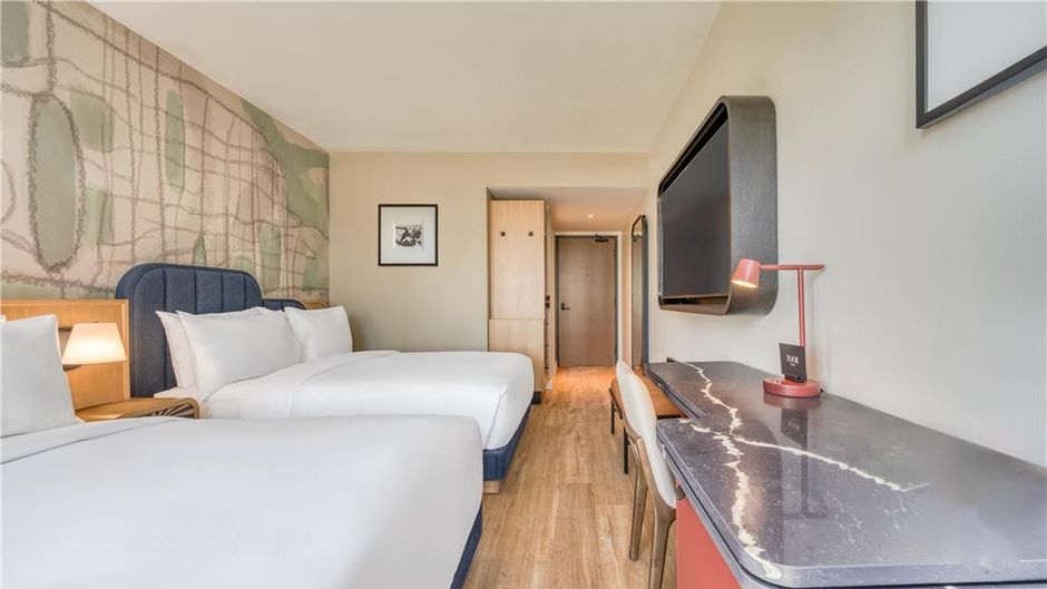 TOOR Hotel Toronto, jdv by Hyatt Room