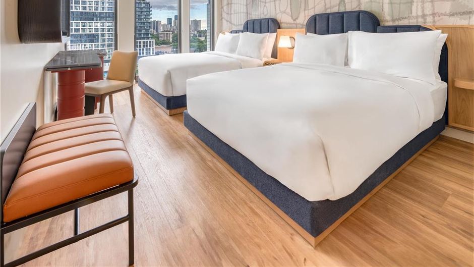 TOOR Hotel Toronto, jdv by Hyatt Room