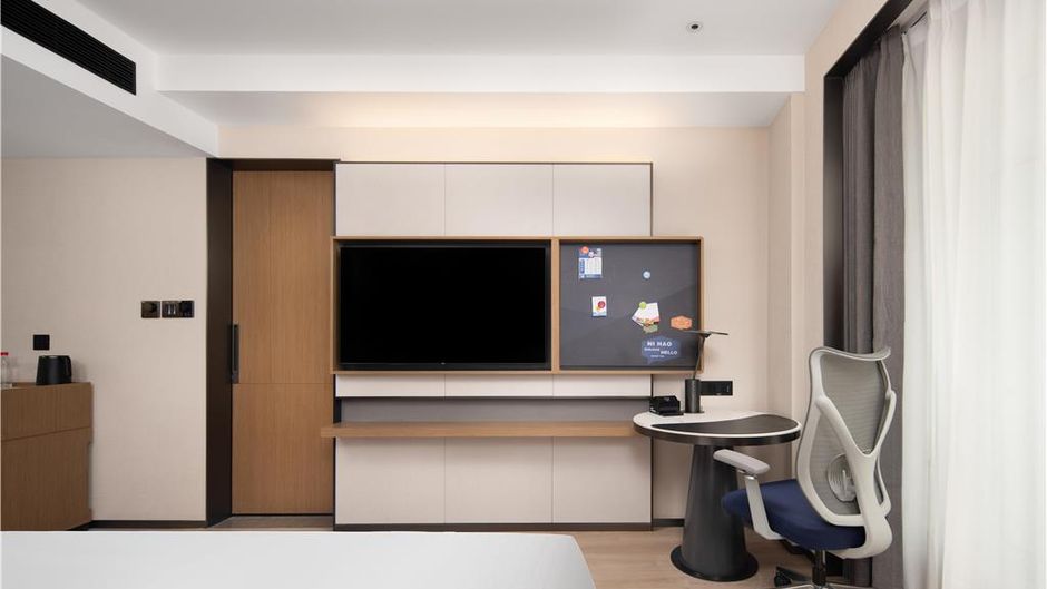 Hampton Inn Shenyang Railway Station Room